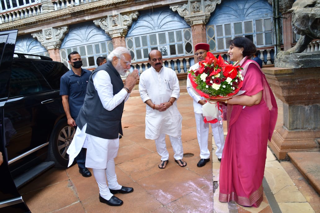 ಪ್ರಧಾನಿ ಮೋದಿಗೆ ರಾಜಮನೆತನದ ಆತಿಥ್ಯ