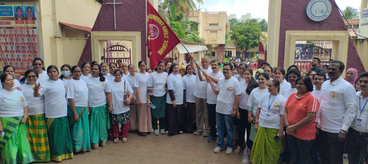 ದಾವಣಗೆರೆ: ಸಂತಪೌಲರ ವಿದ್ಯಾಸಂಸ್ಥೆ ಅಮೃತ ಮಹೋತ್ಸವ – ಪರಿಸರ ಜಾಗೃತಿ ಜಾಥಾ