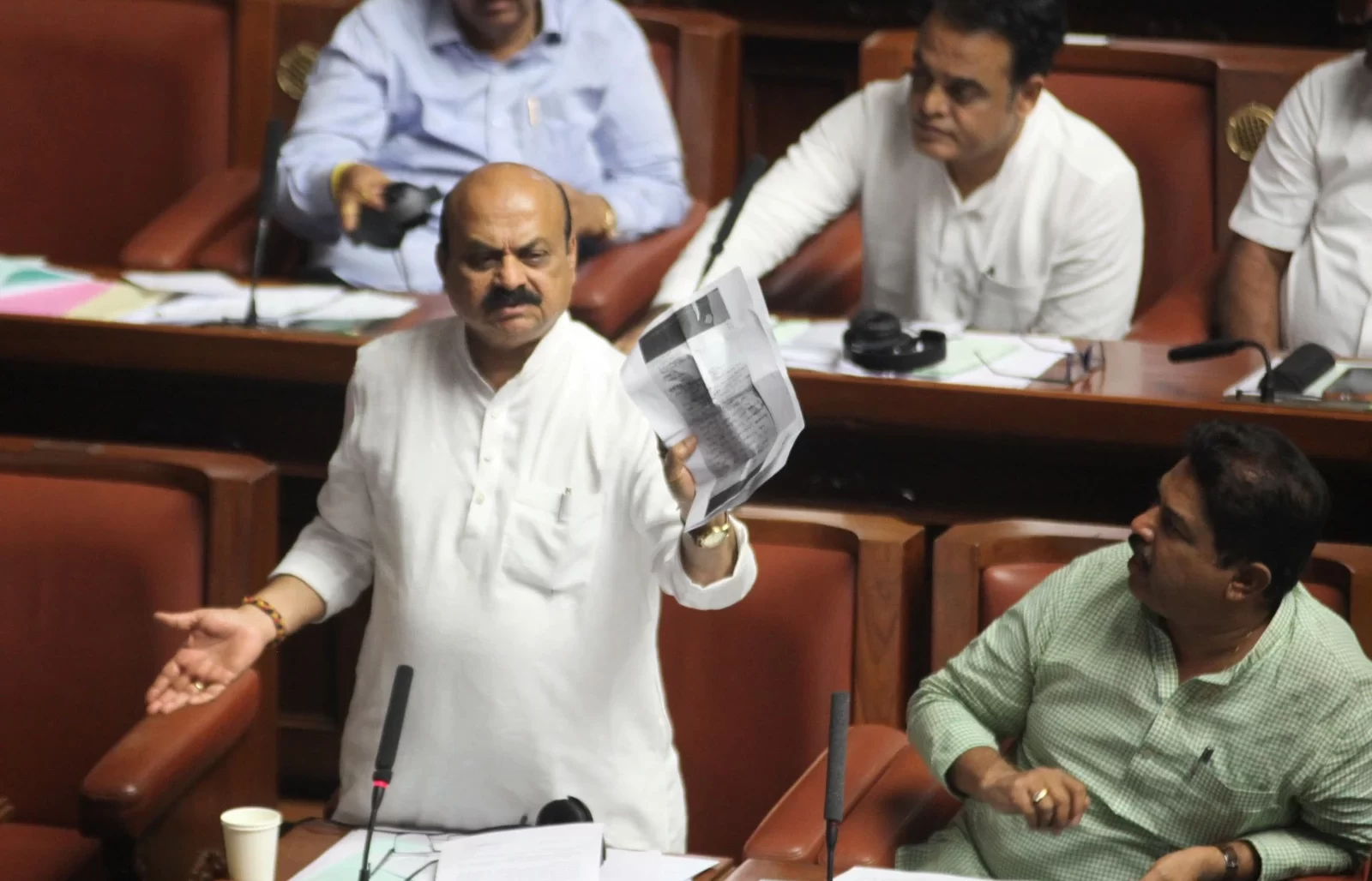 ತೆರಿಗೆ ಹಾಕದೇ, ಹೆಚ್ಚಿನ ಸಾಲ ಮಾಡದೇ ಗ್ಯಾರೆಂಟಿ ಜಾರಿಗೊಳಿಸಿ : ಬಸವರಾಜ ಬೊಮ್ಮಾಯಿ